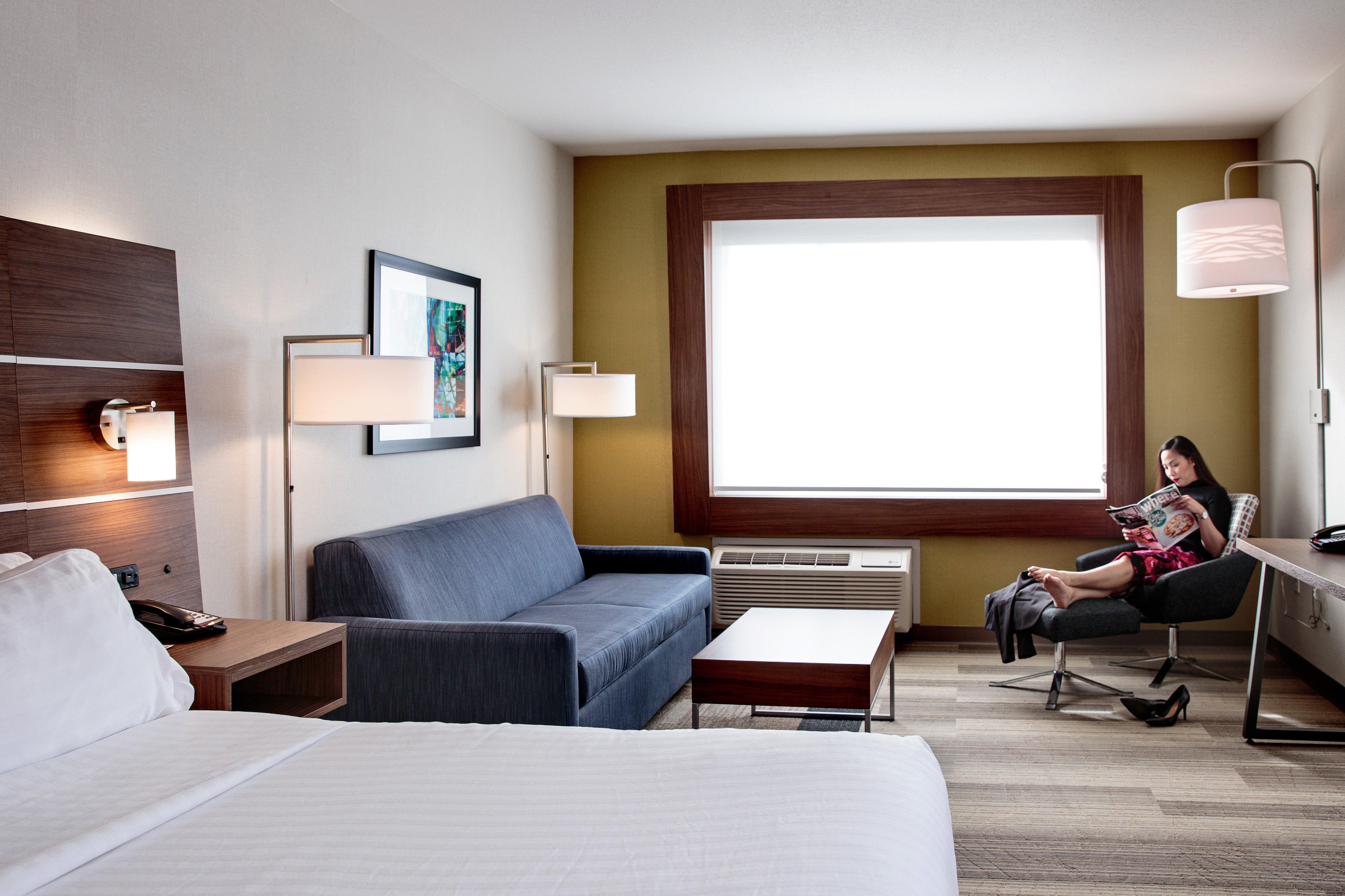 Holiday Inn Express & Suites - West Edmonton-Mall Area By Ihg Exterior photo