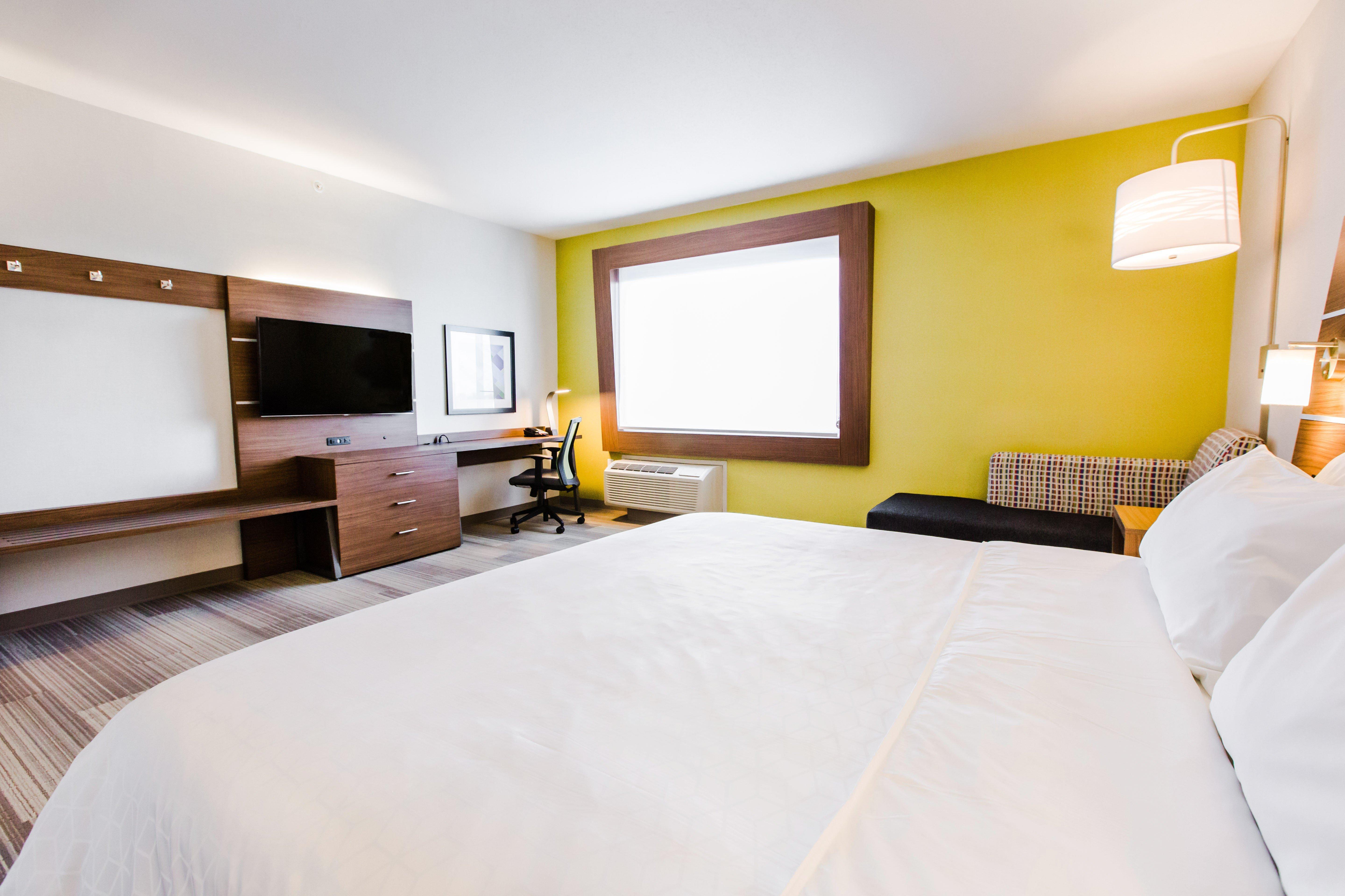 Holiday Inn Express & Suites - West Edmonton-Mall Area By Ihg Exterior photo