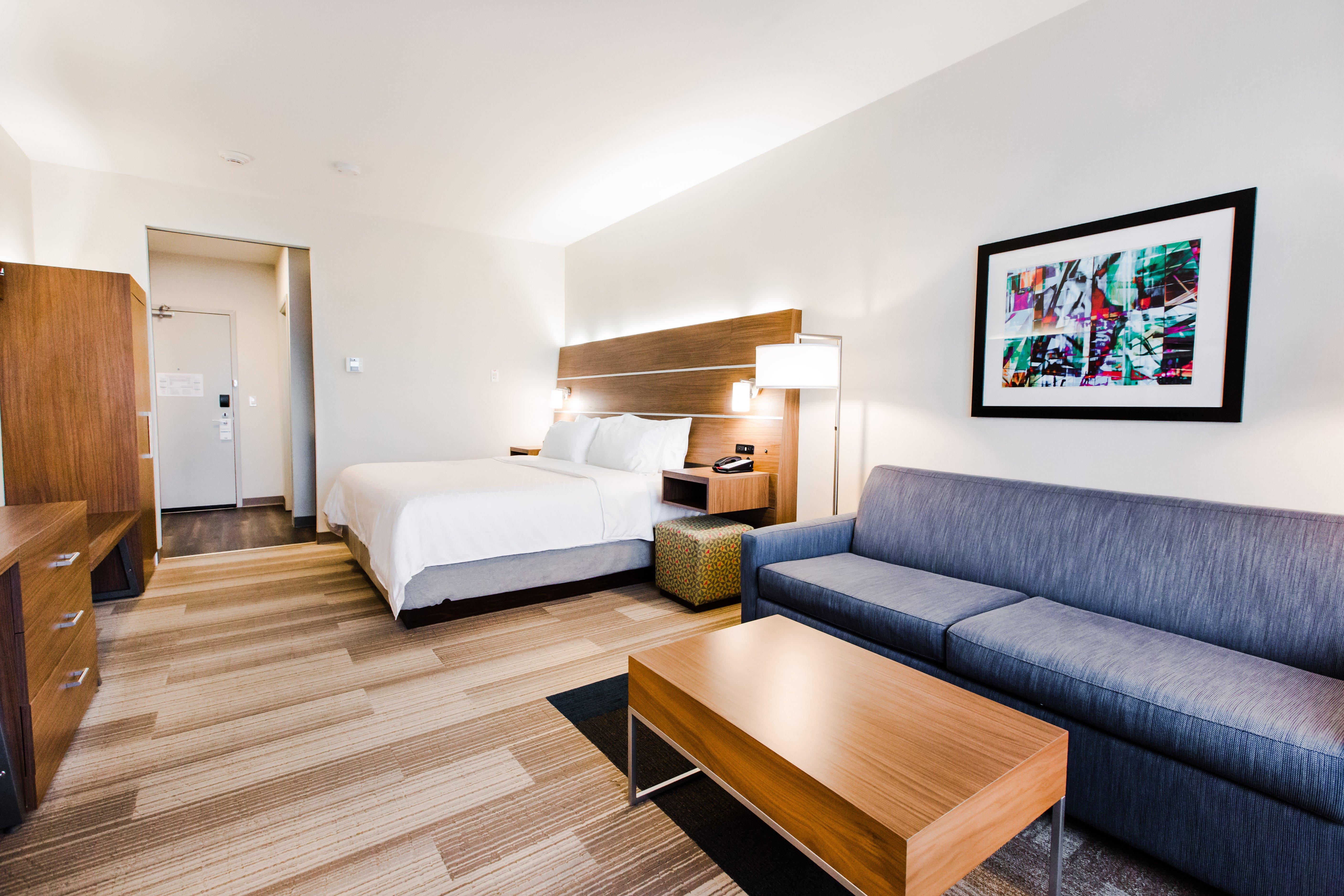 Holiday Inn Express & Suites - West Edmonton-Mall Area By Ihg Exterior photo